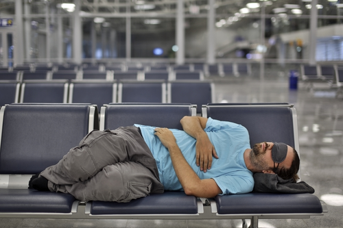 Slapen op het vliegveld