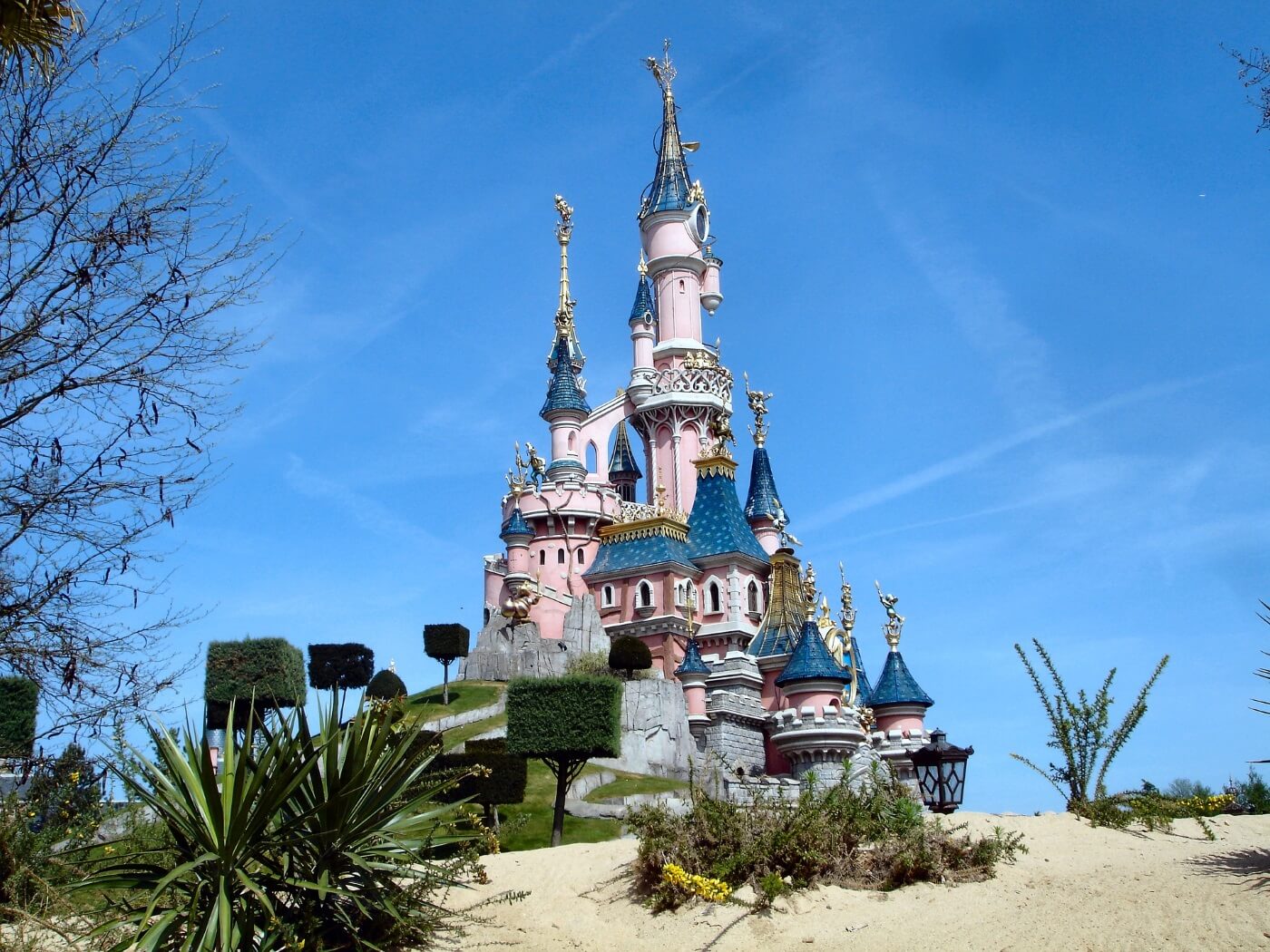 Rechtstreeks naar Disneyland Parijs. Rechtstreeks naar Disneyland Parijs.