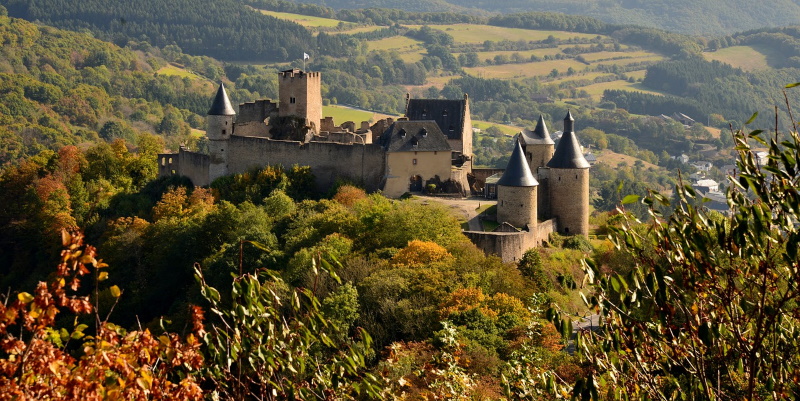 Bourscheid kasteel in Luxemburg