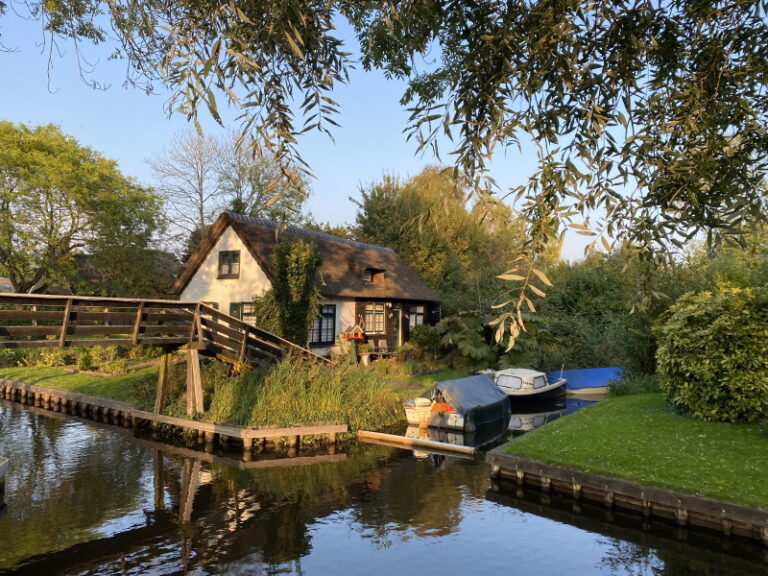 Wat te doen in Giethoorn: 15 tips! | Wereldreizigersclub