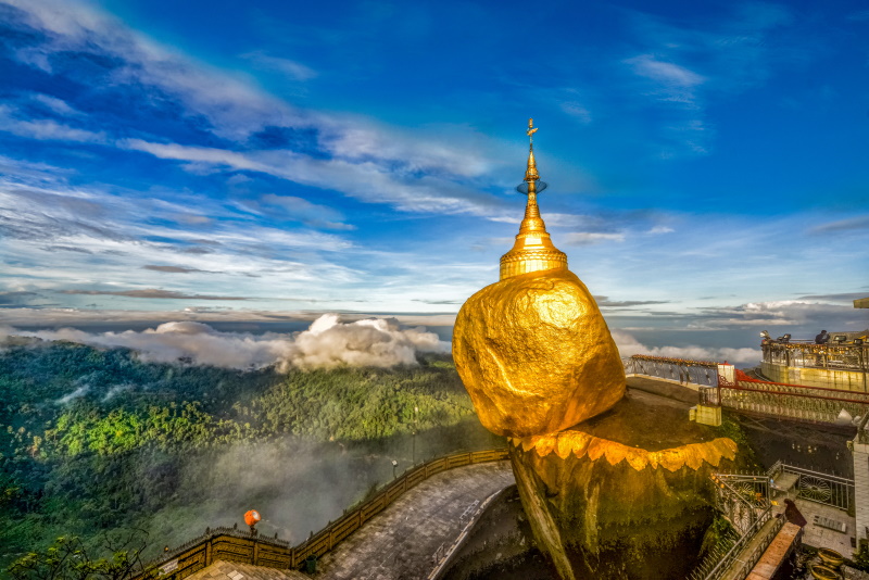 Gouden Rots in Myanmar